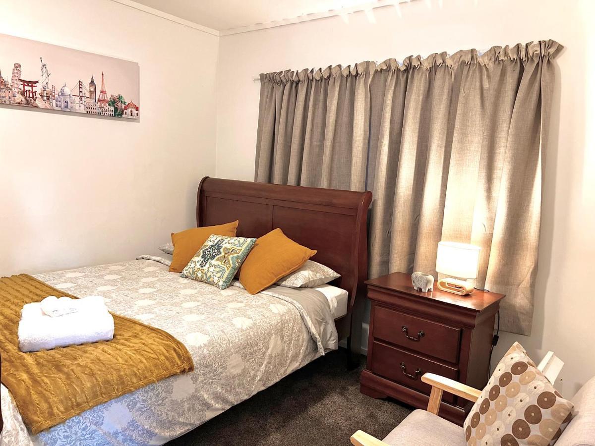 Adorable 2 Bedroom Unit Walk To Town Rotorua Kültér fotó